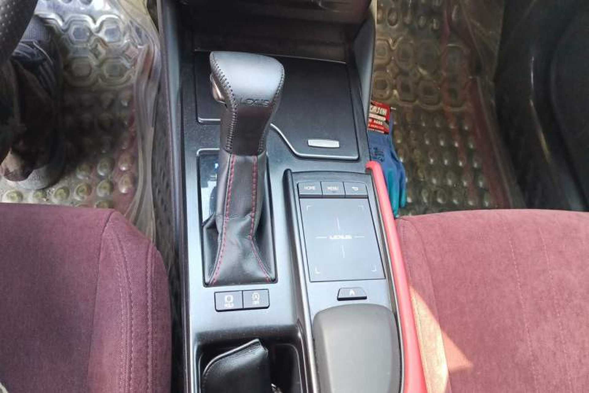 Used Lexus ES 2020 260 F SPORT Gear Lever
