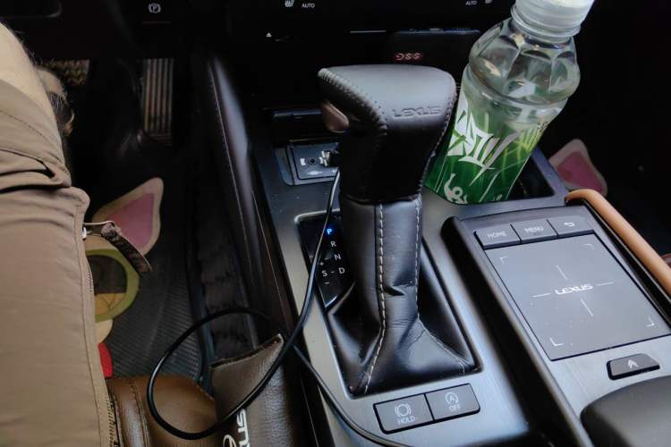 Used Lexus ES 2020 260 Excellence Edition Gear Lever