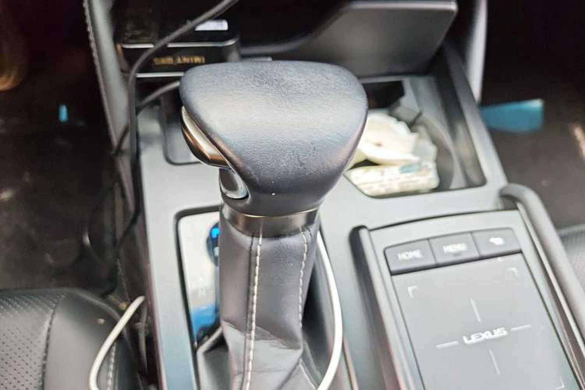 Used Lexus ES 2020 200 Excellence Edition Gear Lever