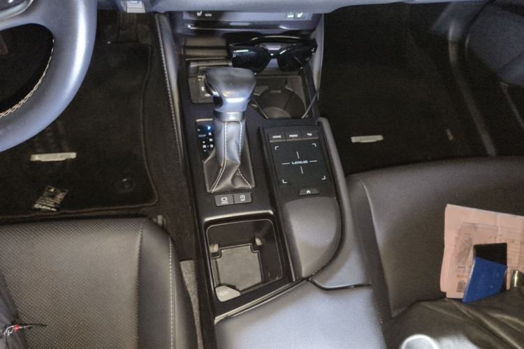 Used Lexus ES 2020 200 Excellence Edition Gear Lever