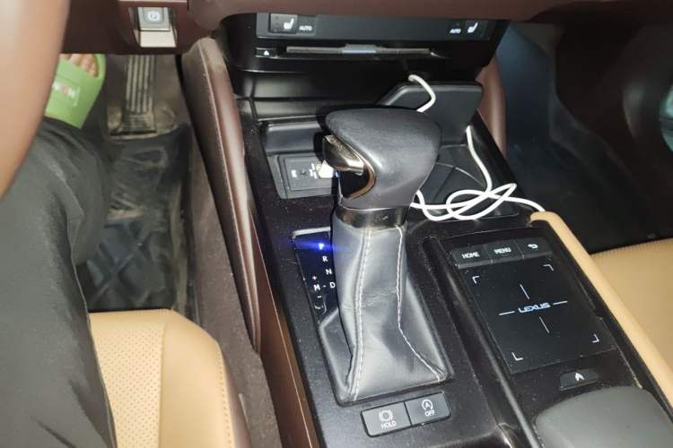 Used Lexus ES 2020 200 Excellence Edition Gear Lever