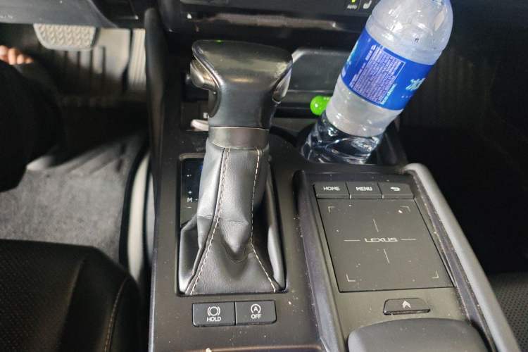 Used Lexus ES 2020 200 Excellence Edition Gear Lever