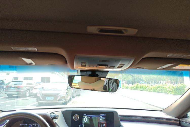 Used Lexus ES 2020 200 Excellence Edition Headliner