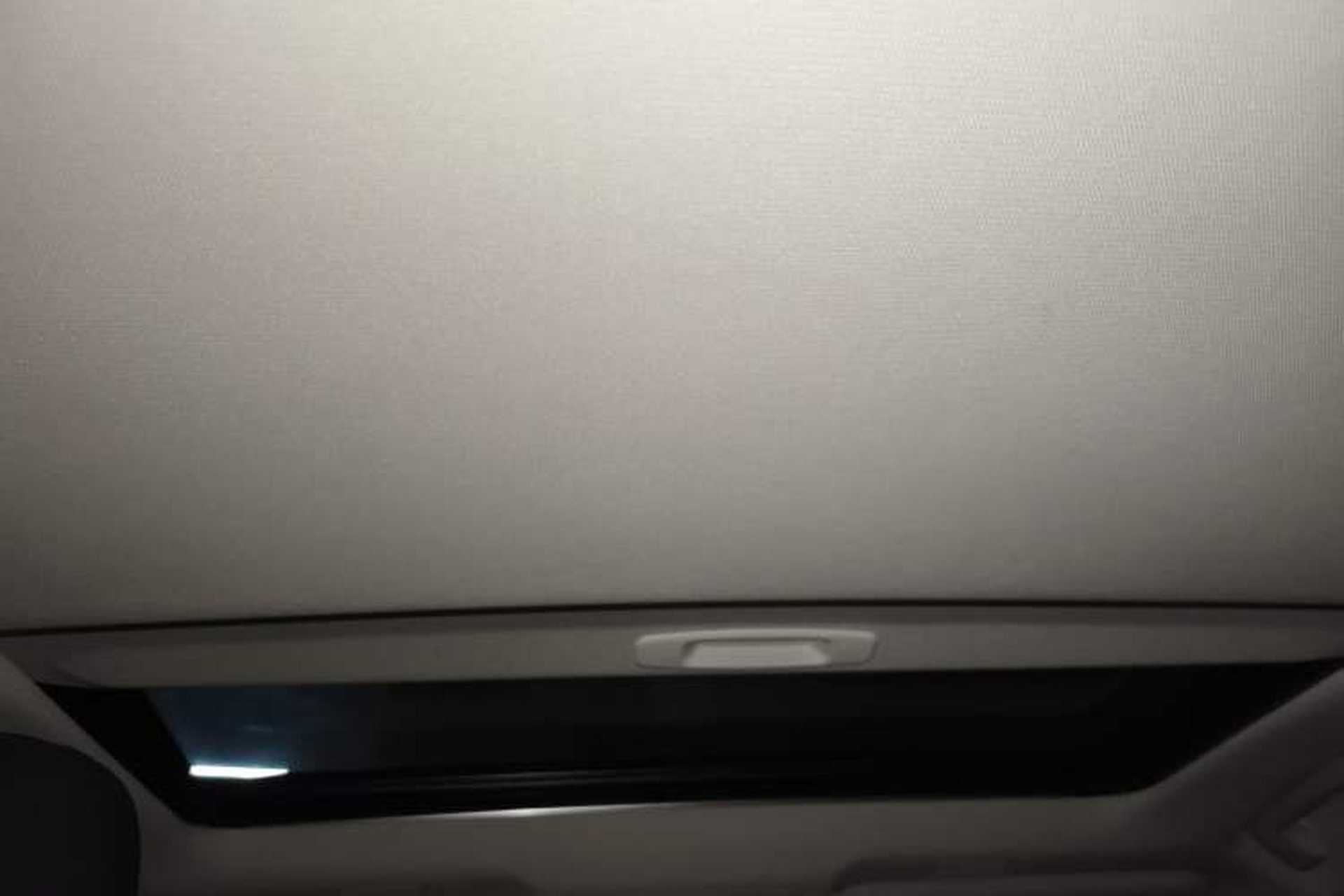 Used Lexus ES 2020 200 Excellence Edition Headliner