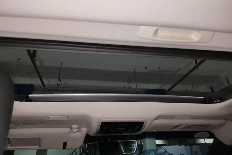 Used Lexus ES 2020 200 Excellence Edition Headliner