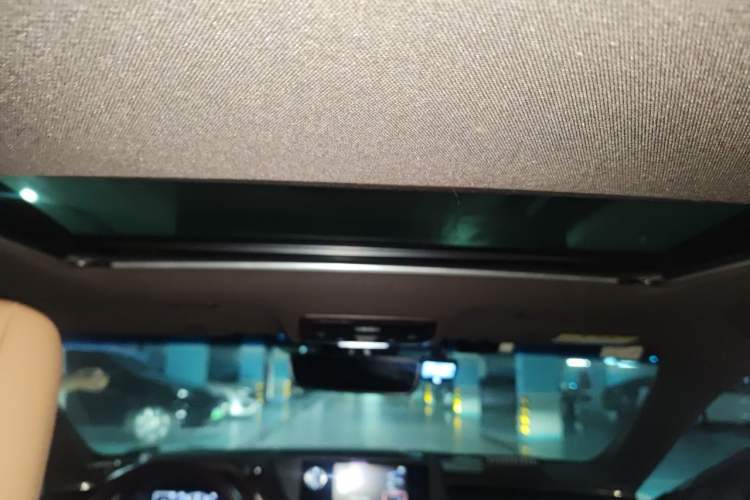 Used Lexus ES 2020 200 Excellence Edition Headliner