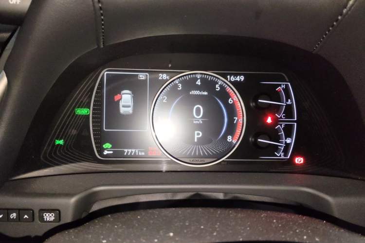 Used Lexus ES 2020 300h Premier Edition Instrument Cluster