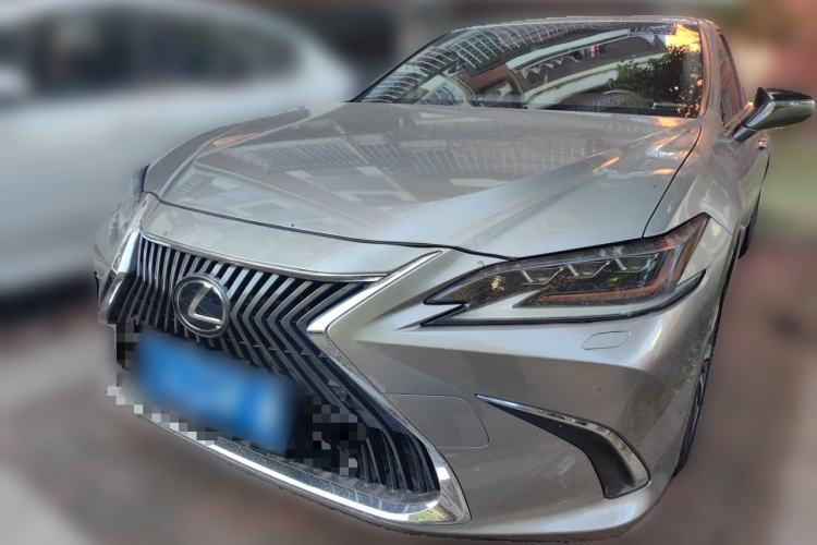 Used Lexus ES 2020 300h Deluxe Edition Guazi used car, China used car export, Used car for sale, Used  cars, Cheapest cars for sale