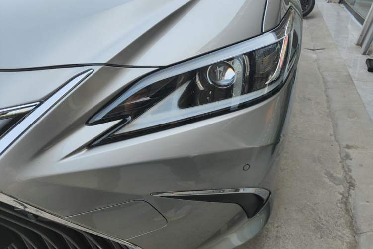 Used Lexus ES 2020 200 Excellence Edition Left Front Headlight