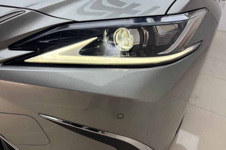 Used Lexus ES 2020 200 Excellence Edition Left Front Headlight