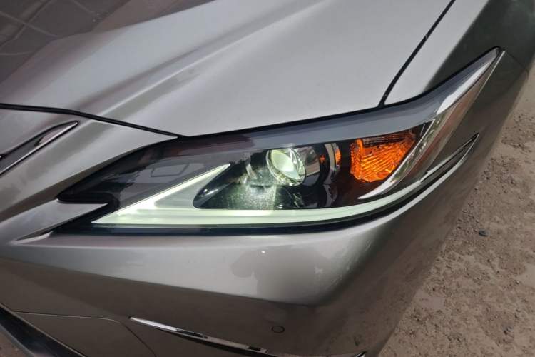 Used Lexus ES 2020 200 Excellence Edition Left Front Headlight