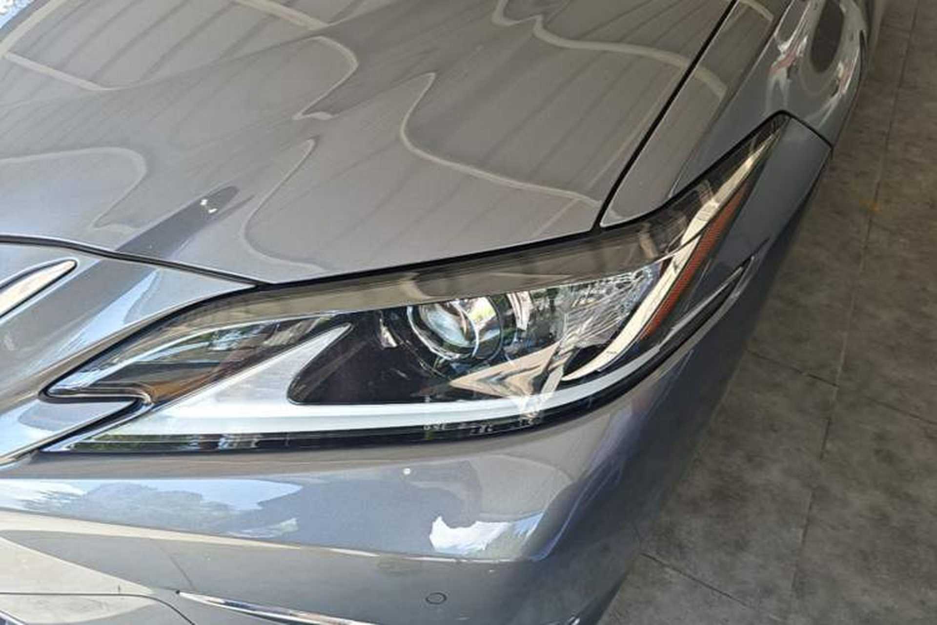 Used Lexus ES 2020 300h Premier Edition Left Front Headlight