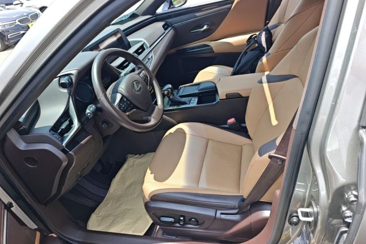 Used Lexus ES 2020 200 Excellence Edition Left Front Seat