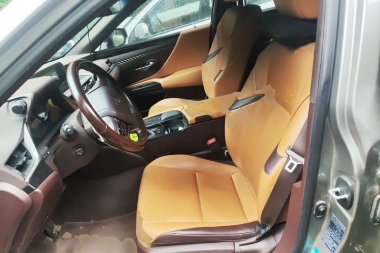 Used Lexus ES 2020 200 Excellence Edition Left Front Seat
