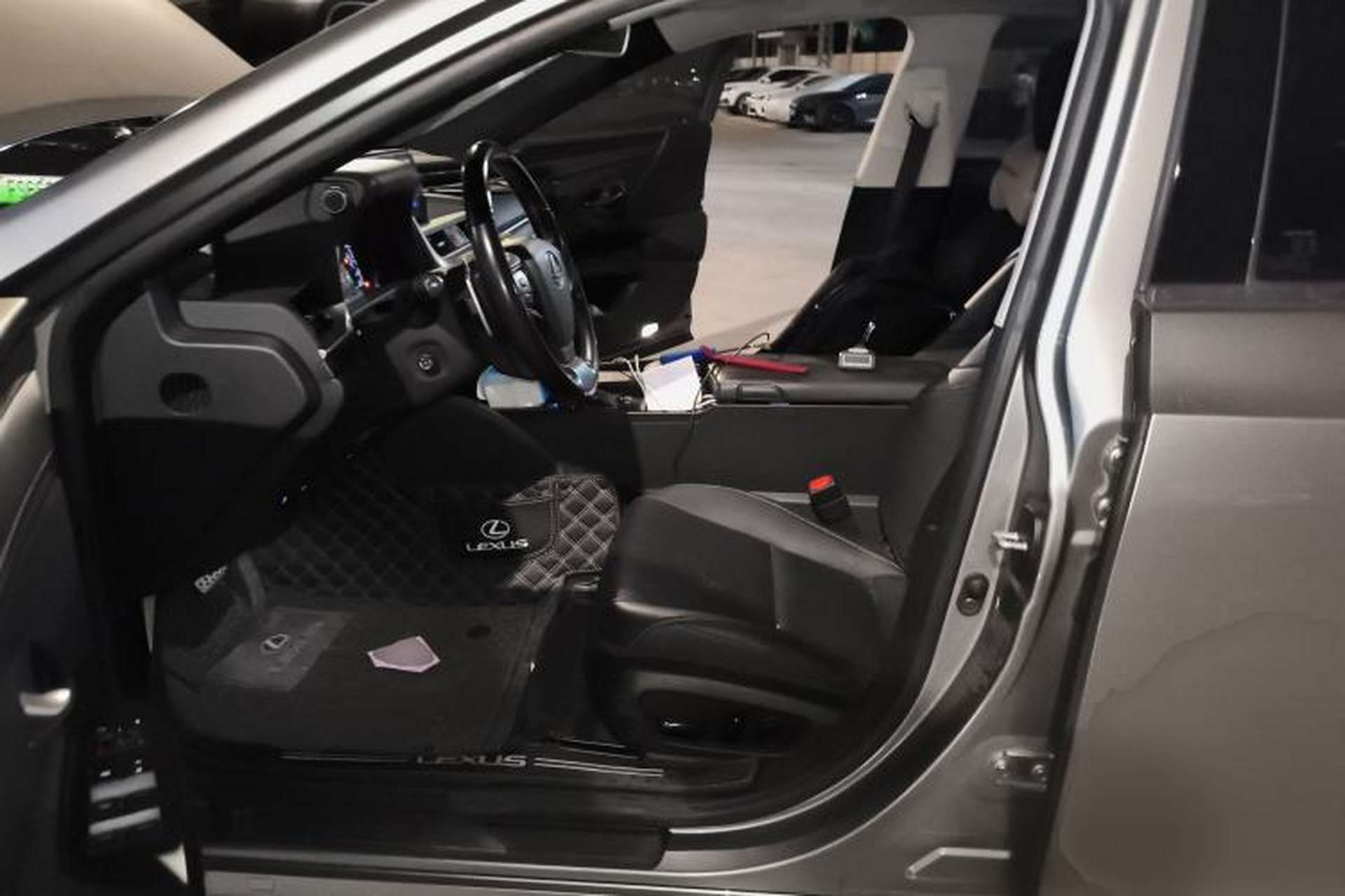 Used Lexus ES 2020 200 Excellence Edition Left Front Seat