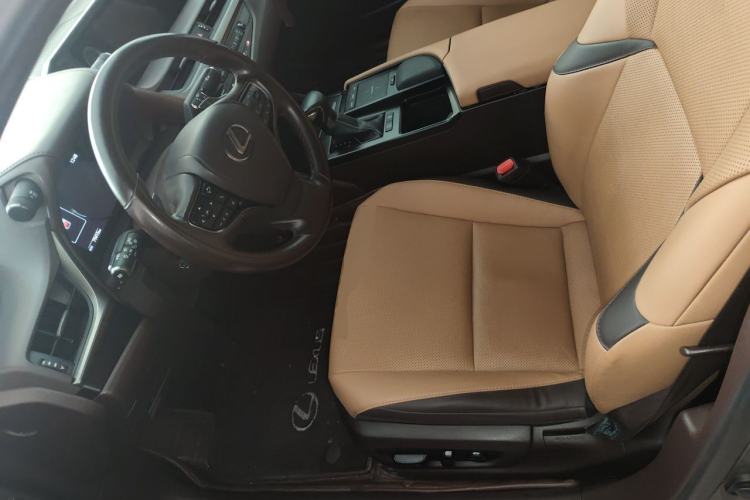 Used Lexus ES 2020 200 Excellence Edition Left Front Seat