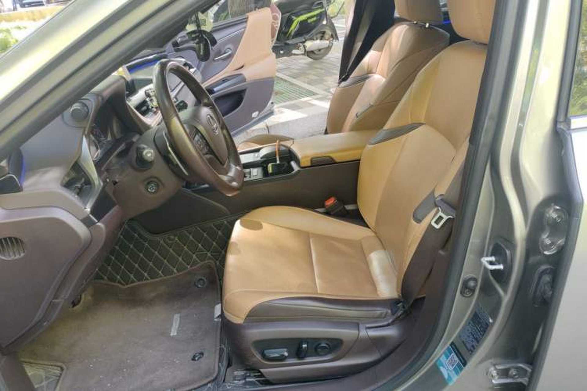 Used Lexus ES 2020 200 Excellence Edition Left Front Seat