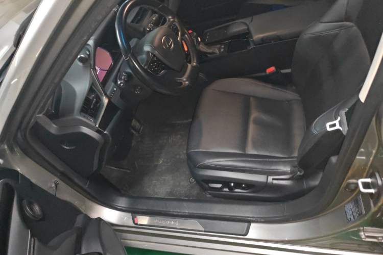 Used Lexus ES 2020 200 Excellence Edition Left Front Seat