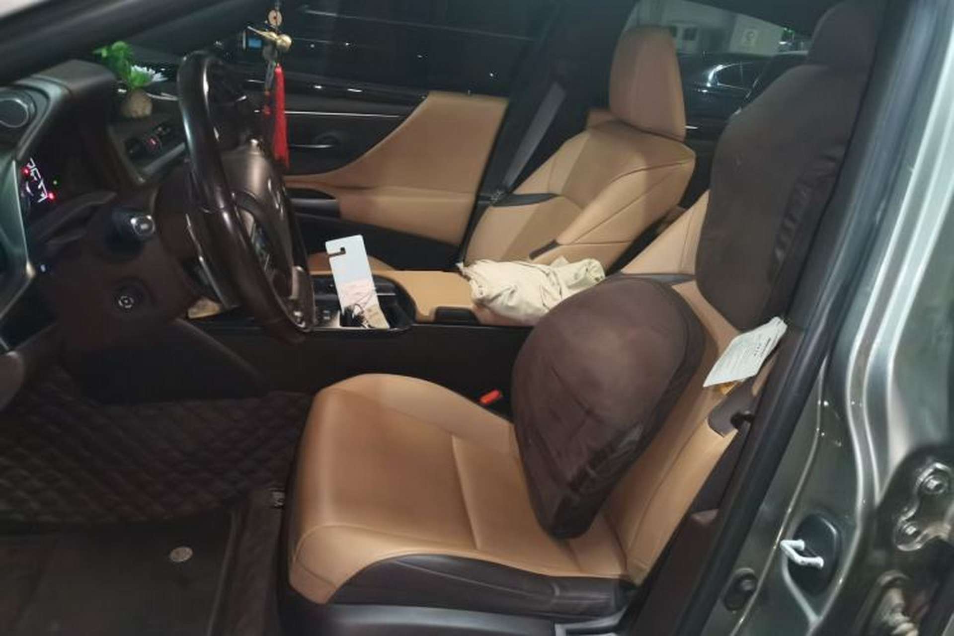 Used Lexus ES 2020 200 Luxury Edition Left Front Seat