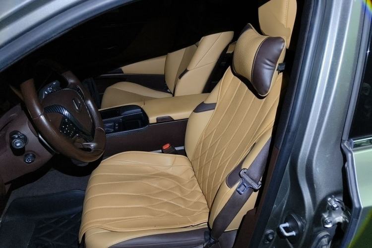 Used Lexus ES 2020 300h Premier Edition Left Front Seat
