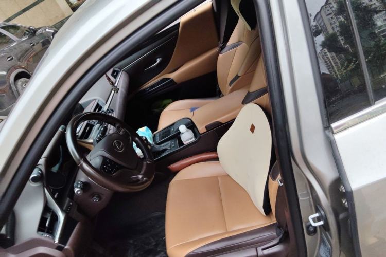 Used Lexus ES 2020 200 Excellence Edition Left Front Seat