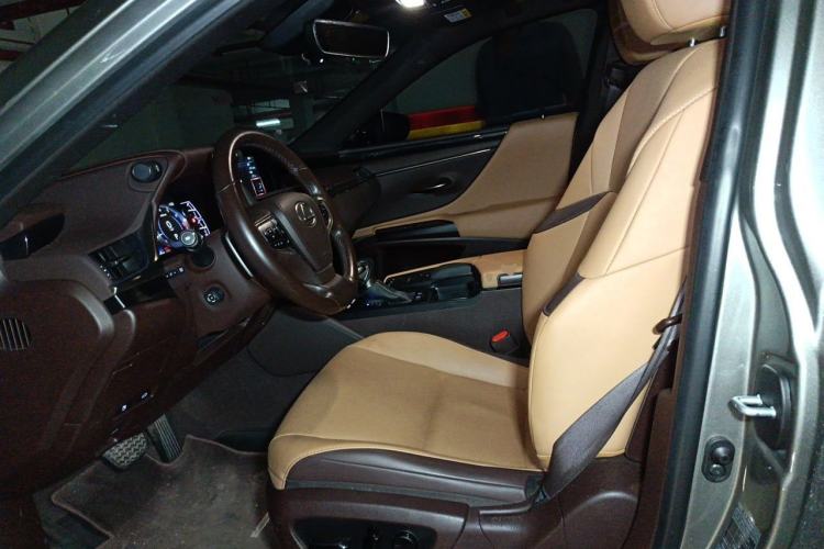 Used Lexus ES 2020 200 Excellence Edition Left Front Seat