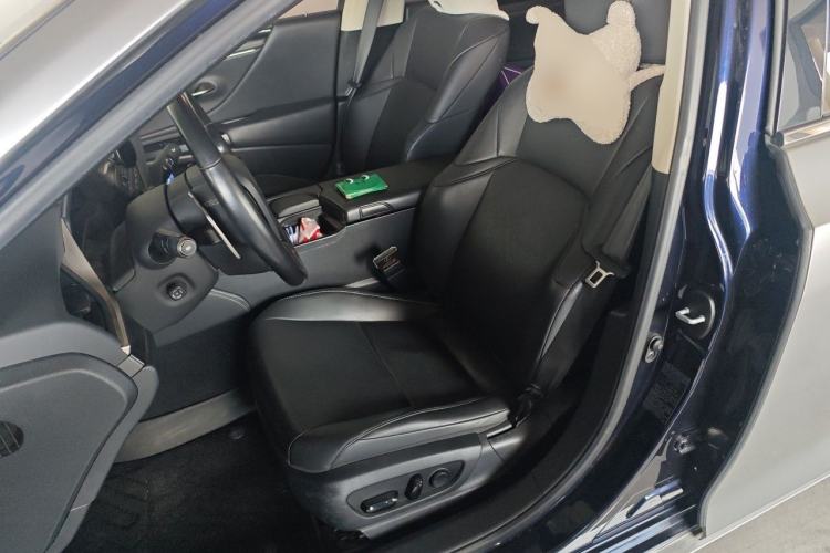 Used Lexus ES 2020 200 Excellence Edition Left Front Seat