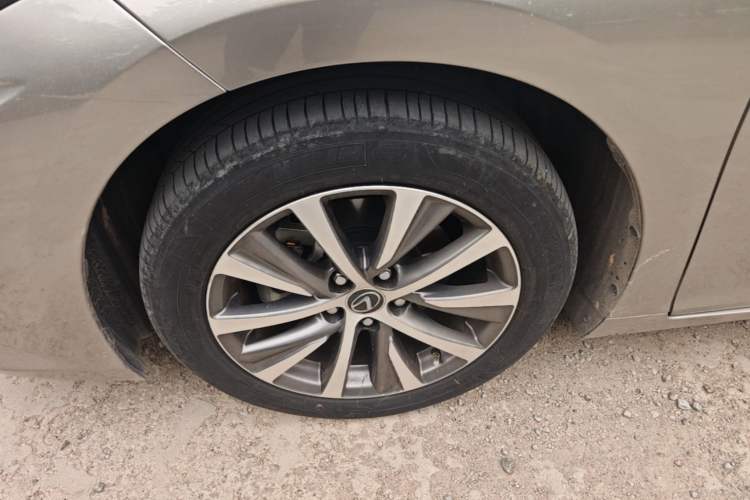 Used Lexus ES 2020 200 Excellence Edition Left Front Wheel Hub
