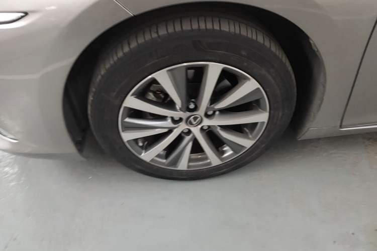 Used Lexus ES 2020 200 Excellence Edition Left Front Wheel Hub