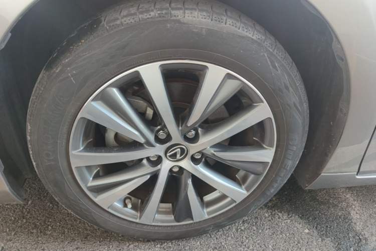 Used Lexus ES 2020 200 Excellence Edition Left Front Wheel Hub