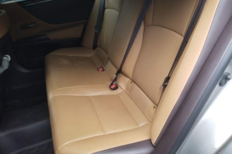 Used Lexus ES 2020 200 Excellence Edition Left Rear Seat