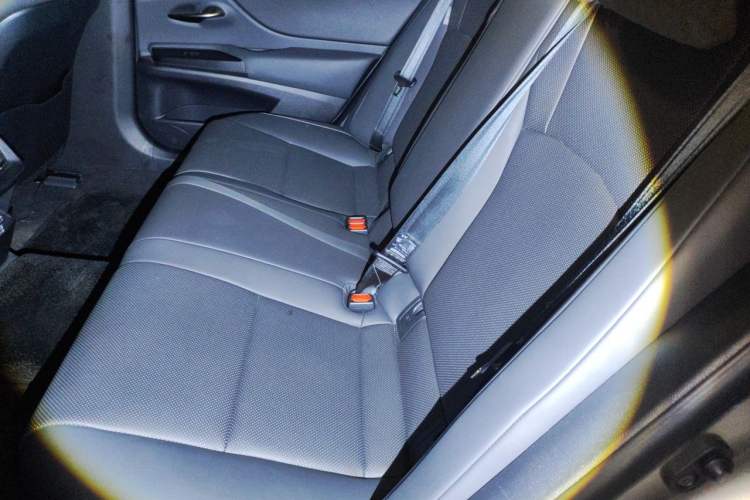 Used Lexus ES 2020 300h Premier Edition Left Rear Seat