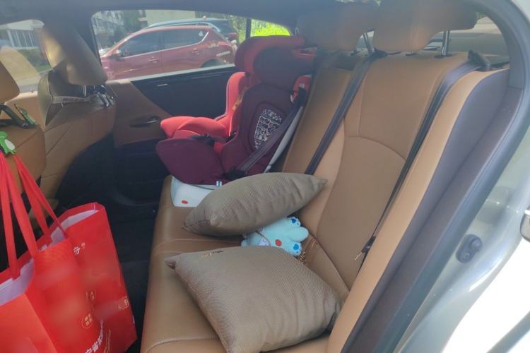 Used Lexus ES 2020 200 Excellence Edition Left Rear Seat