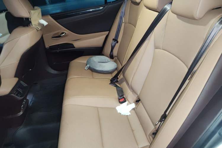 Used Lexus ES 2020 200 Excellence Edition Left Rear Seat