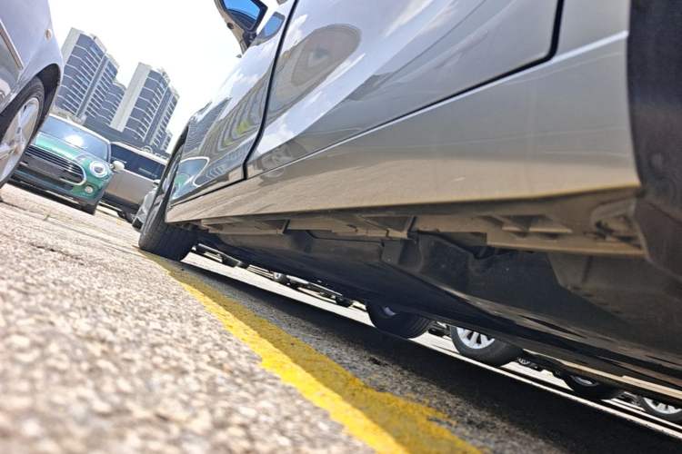 Used Lexus ES 2020 200 Excellence Edition Left Side Sill