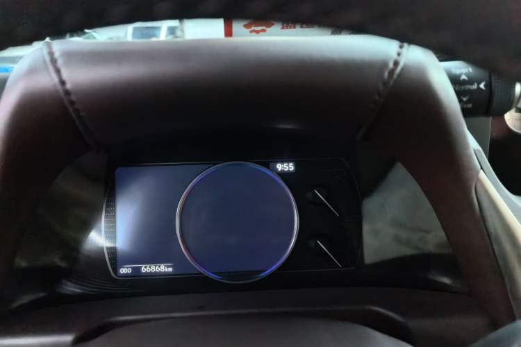 Used Lexus ES 2020 200 Excellence Edition Odometer Close Up