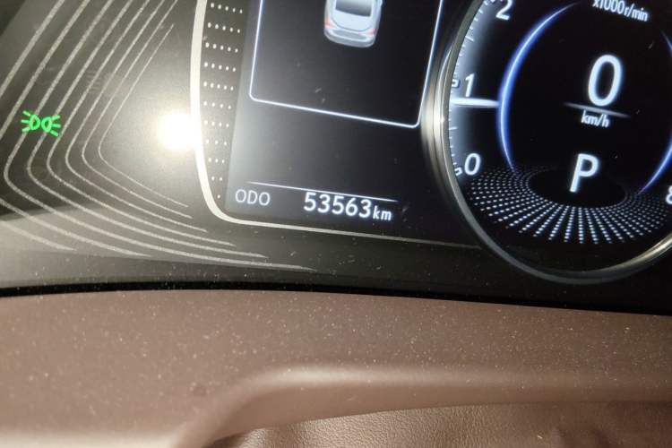 Used Lexus ES 2020 200 Excellence Edition Odometer Close Up