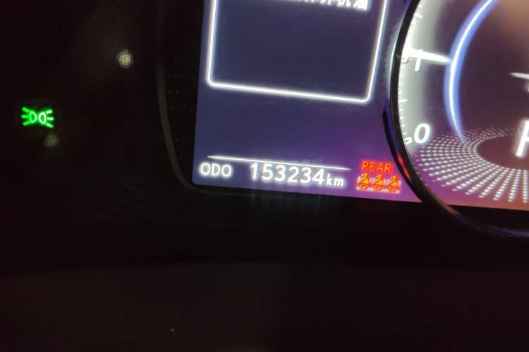Used Lexus ES 2020 200 Excellence Edition Odometer Close Up