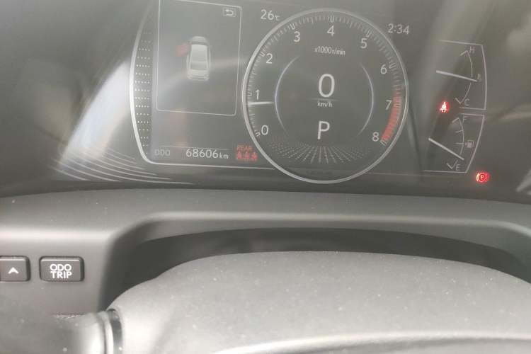 Used Lexus ES 2020 200 Excellence Edition Odometer Close Up