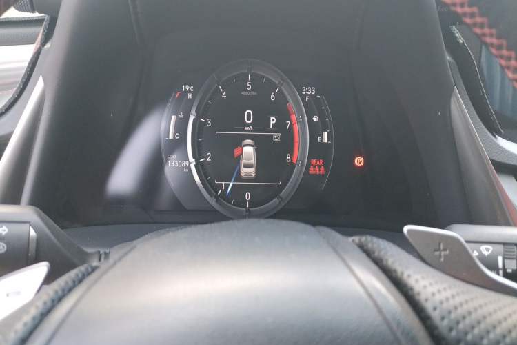 Used Lexus ES 2020 260 F SPORT Odometer Close Up