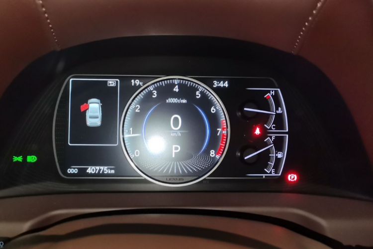 Used Lexus ES 2020 200 Excellence Edition Odometer Close Up