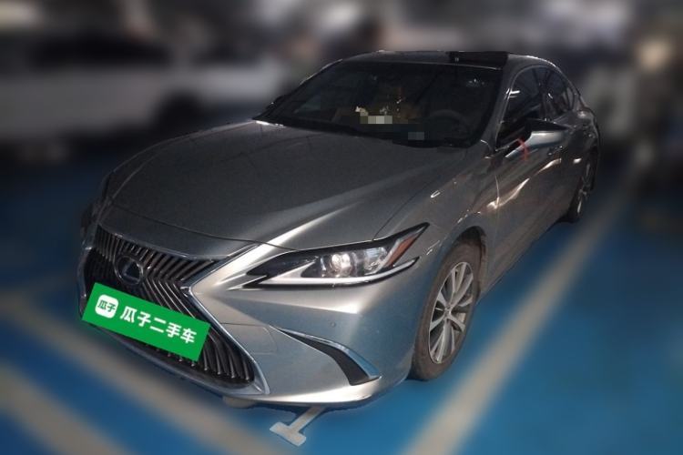 Lexus ES 2020 200 Luxury Edition usado Guazi used car, China used car export, Used car for sale, Used  cars, Cheapest cars for sale