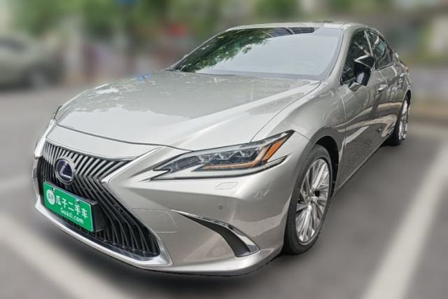 Used Lexus ES 2020 300h Executive Edition