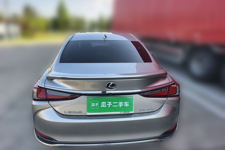 Used Lexus ES 2020 200 Excellence Edition Rear