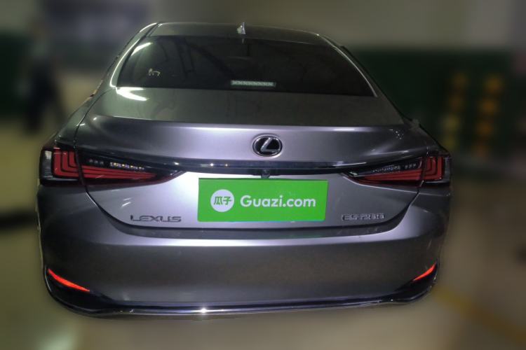 Used Lexus ES 2020 200 Excellence Edition Rear