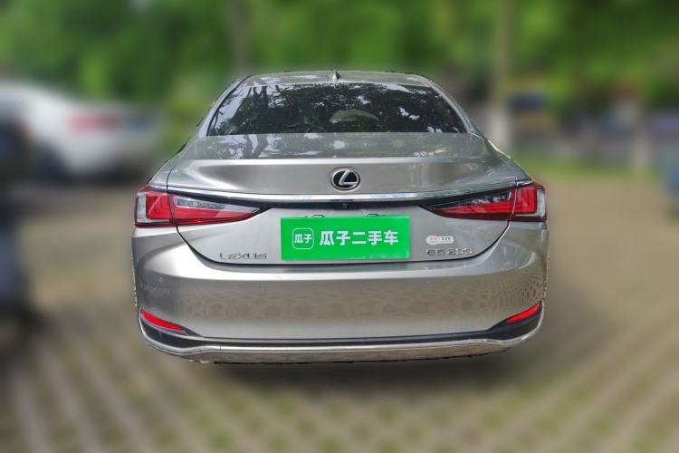 Used Lexus ES 2020 200 Excellence Edition Rear
