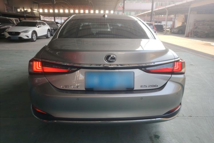 Used Lexus ES 2020 200 Excellence Edition Rear