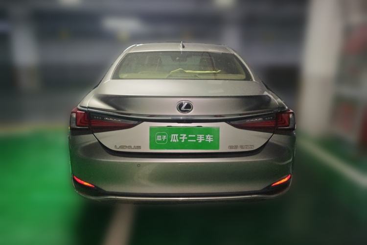 Used Lexus ES 2020 200 Excellence Edition Rear