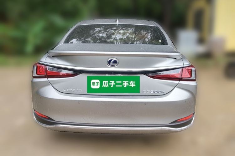 Used Lexus ES 2020 300h Premier Edition Rear