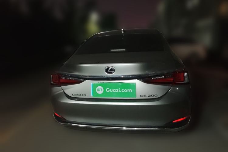 Used Lexus ES 2020 200 Excellence Edition Rear